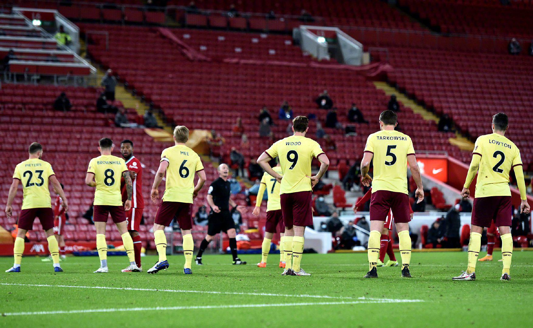 似乎是更加 似乎是更加